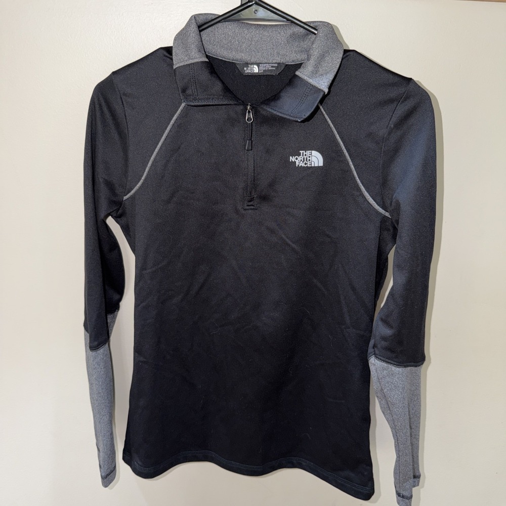 Womens The North Face 1/4 zip insulated pullover sweatshirt size small